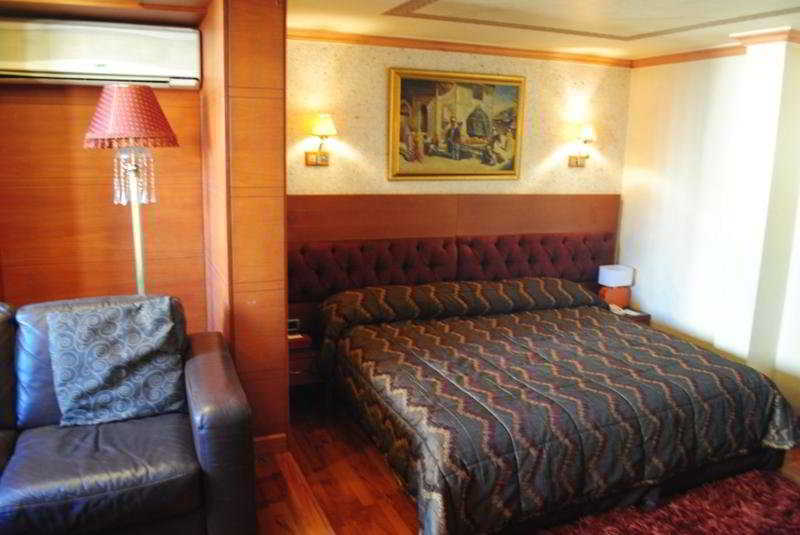 Duroy Hotel Beirut Exterior photo